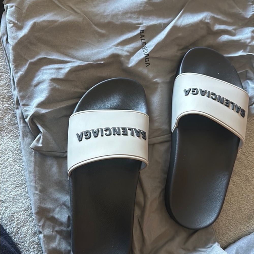Balenciaga pool slide sandals